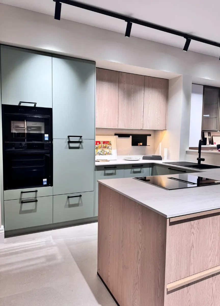 Ex Display Bauformat Kitchen & Neff Appliances - Image 1