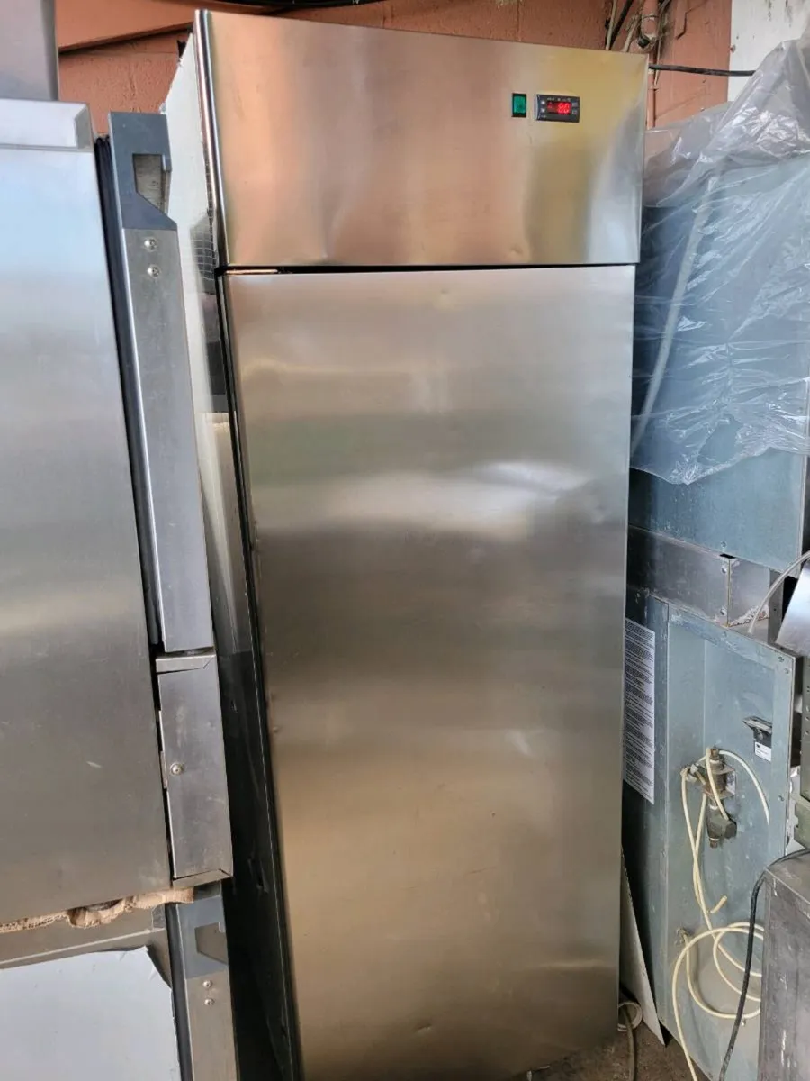 Freezer Upright LUGLIO ITALY - Image 1