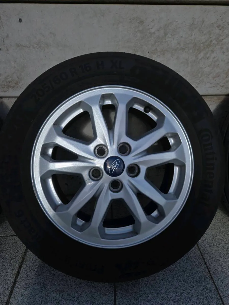 Ford 16" Alloy wheels - Image 4