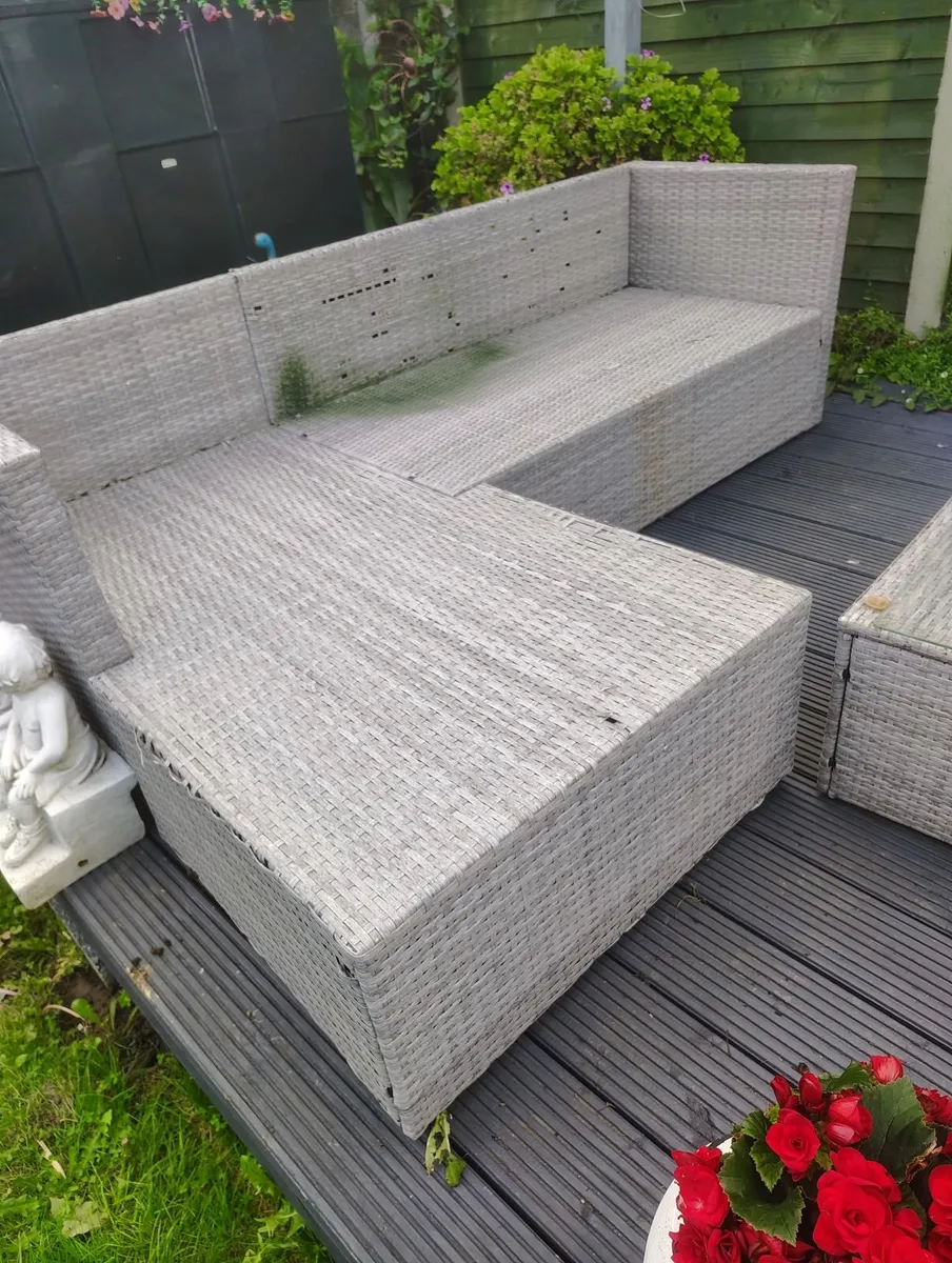 Garden furniture - Image 2