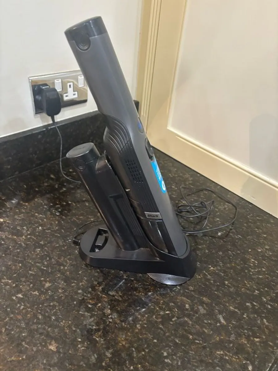 Shark Cordless Handheld Vacuum Cleaner with Charging Dock - Image 2