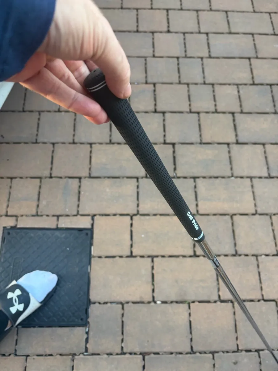 3 wood just regripped - Image 2