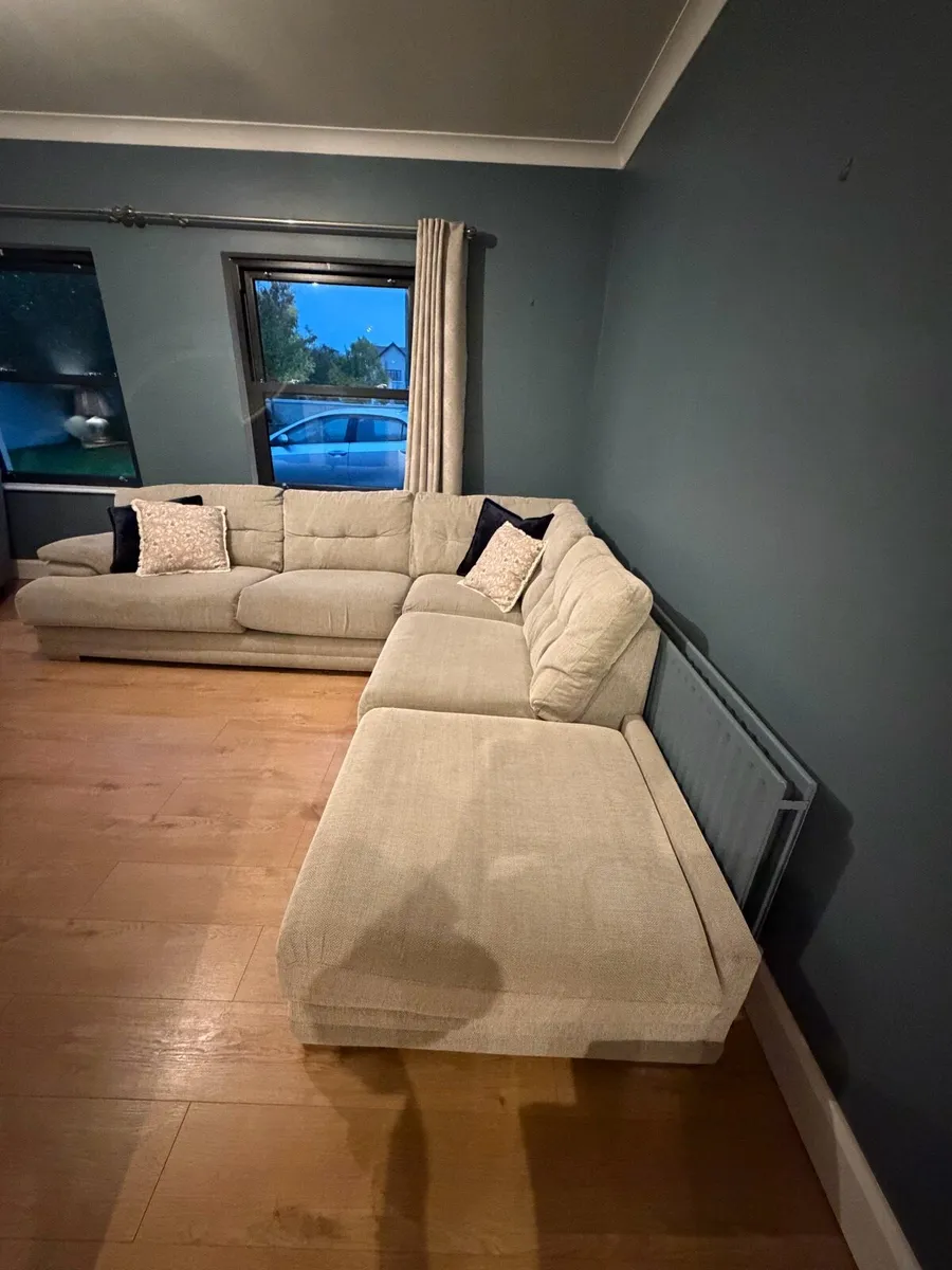 L-Shaped Sofa - Image 4