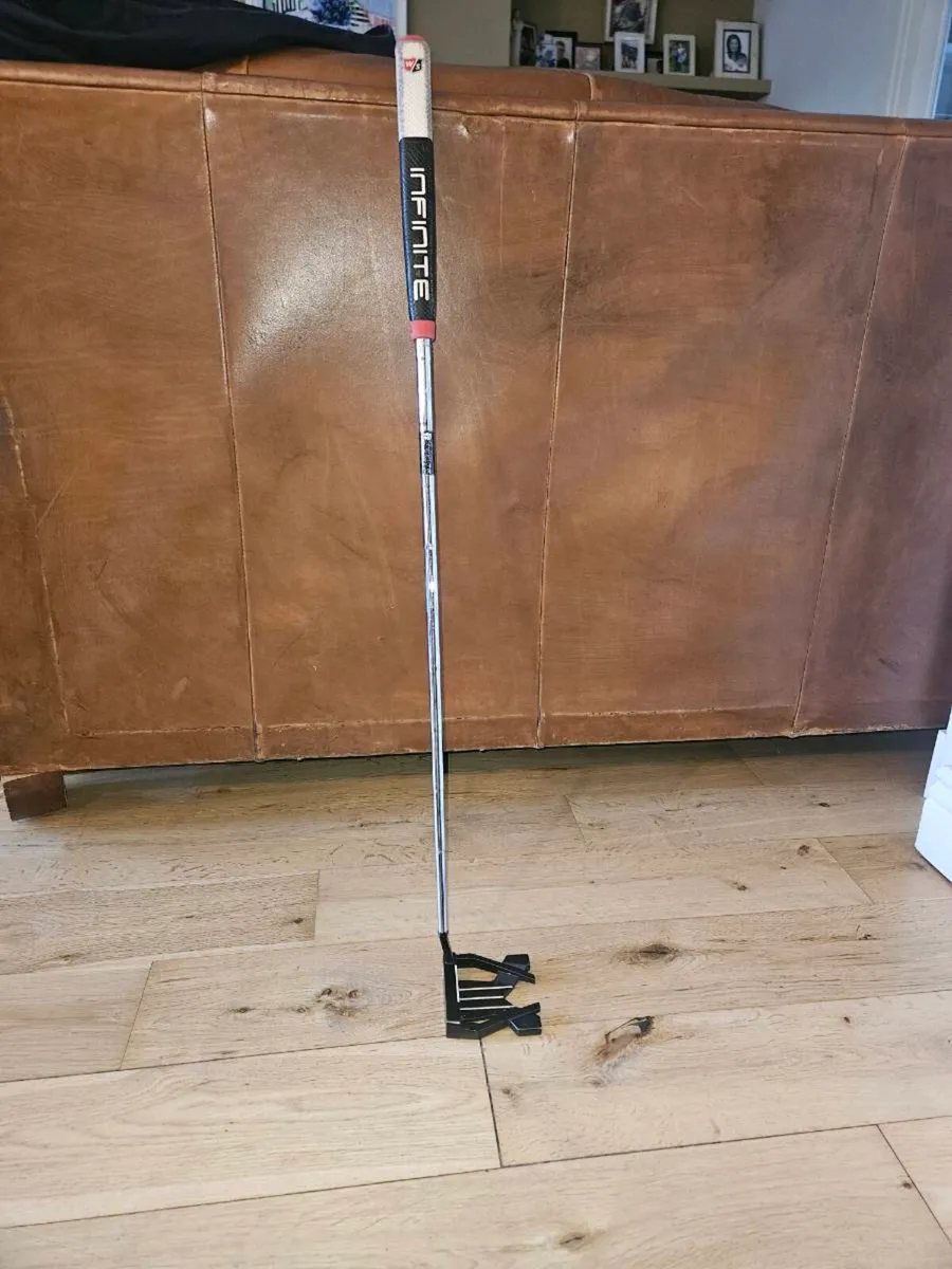Left handed Golf Putter - Image 1