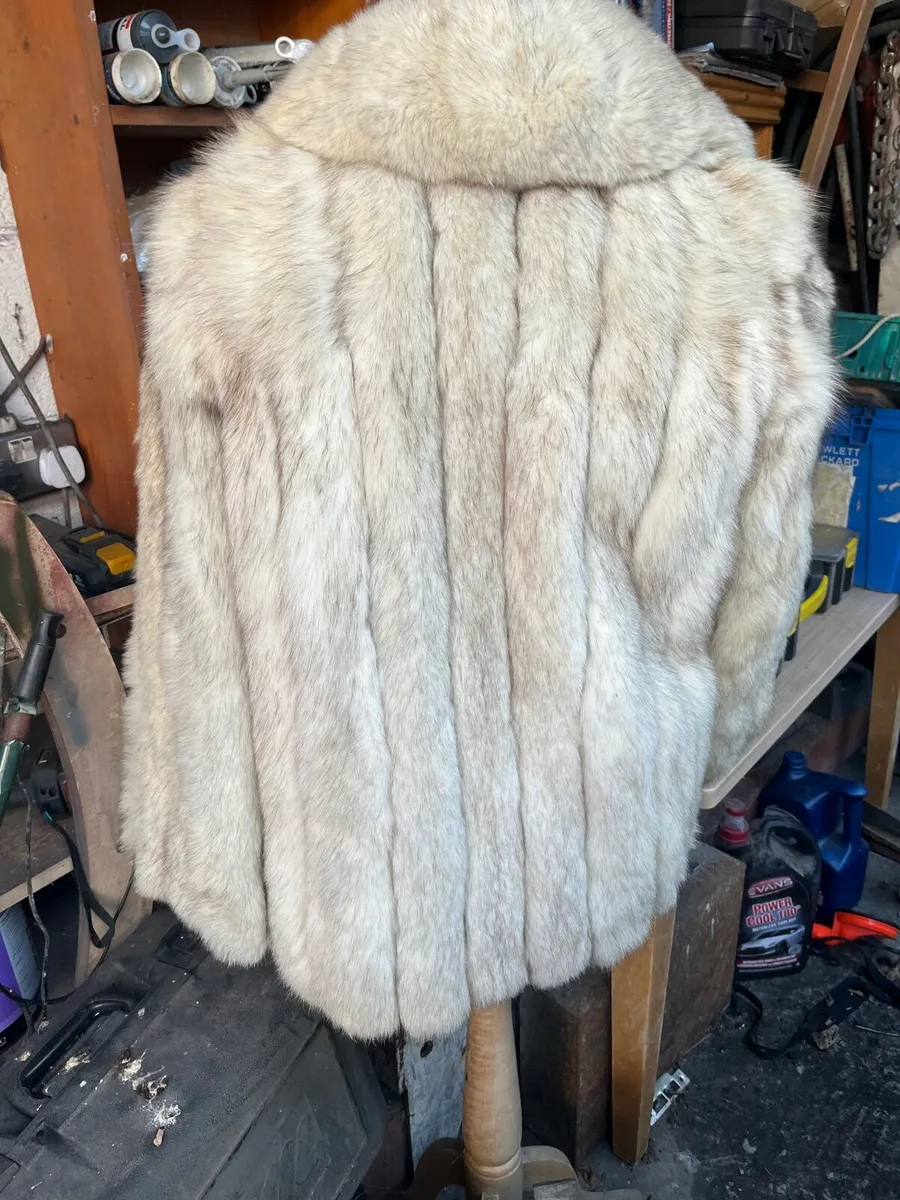Real fur jackets - Image 2