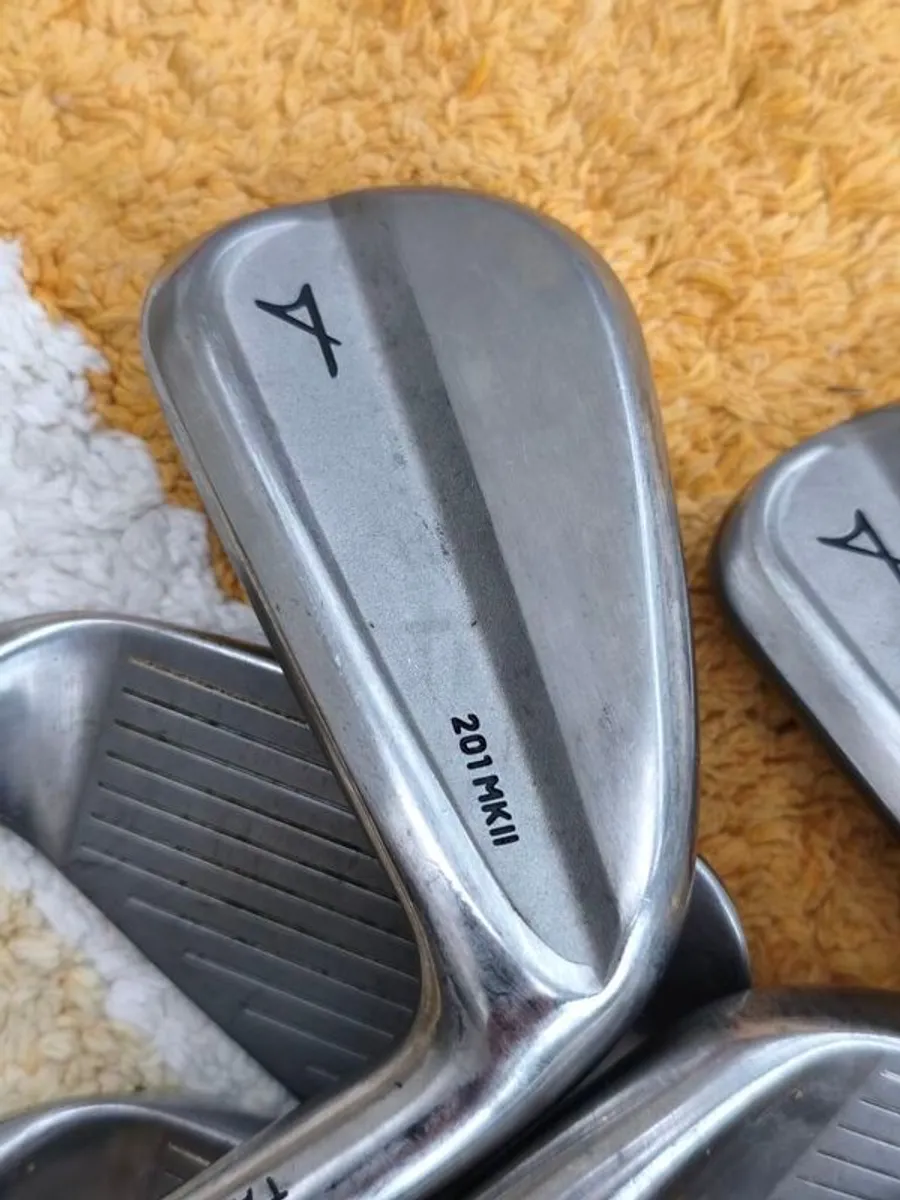 Takomo 201 MKII Irons 4-PW - Image 2