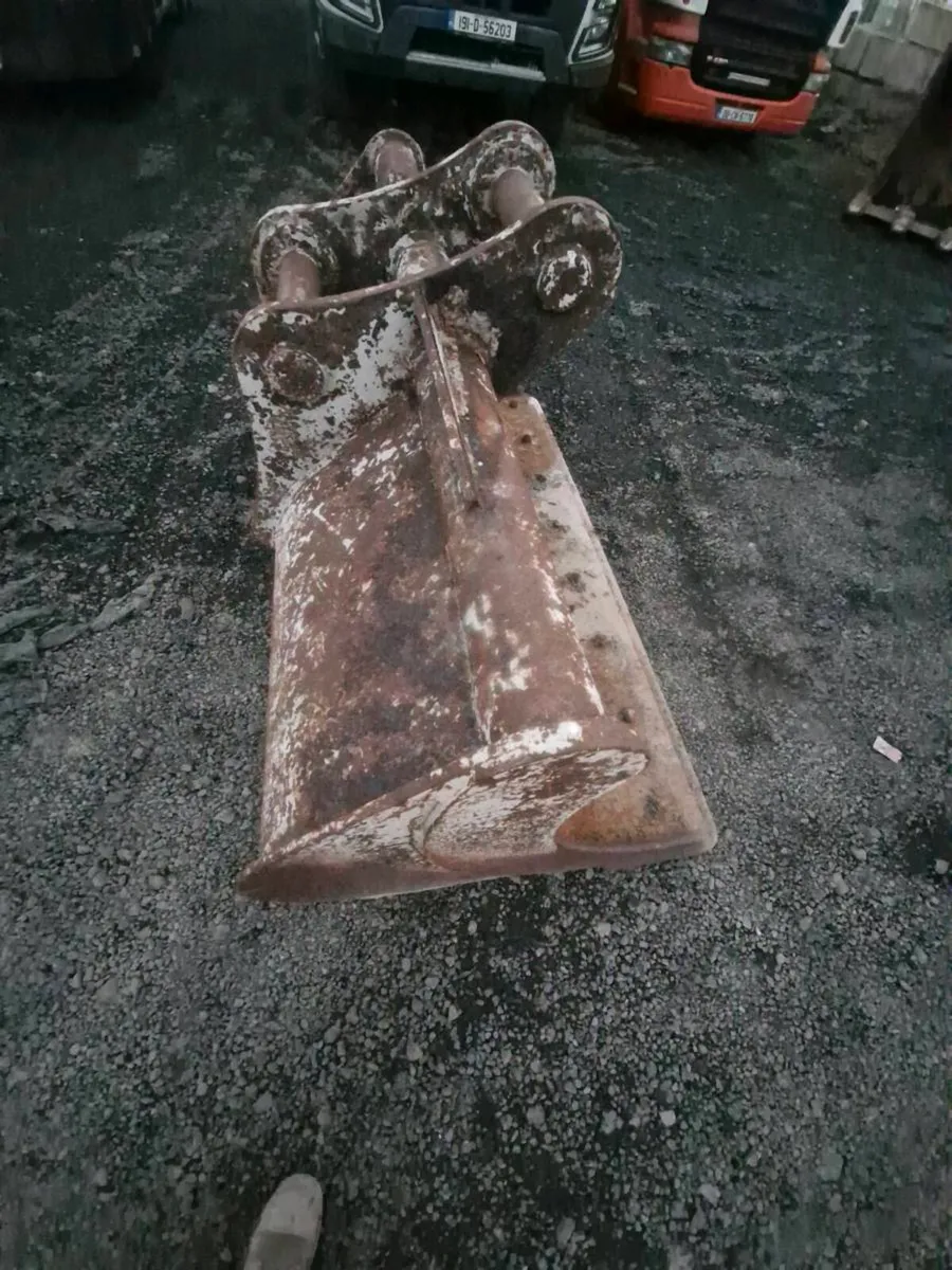 90mm grading bucket 84" - Image 4