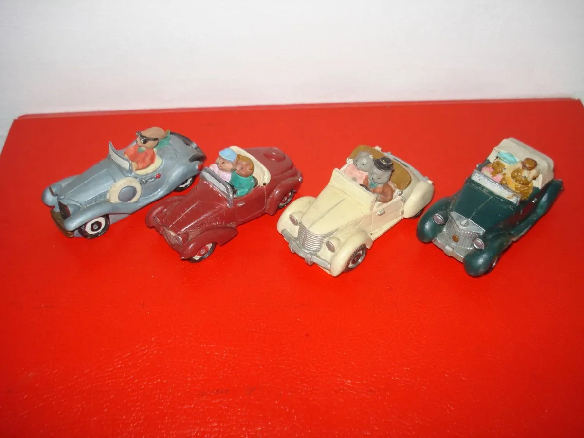 VINTAGE RESIN JC FIGURINE MODEL SPORTS CARS. - Image 1