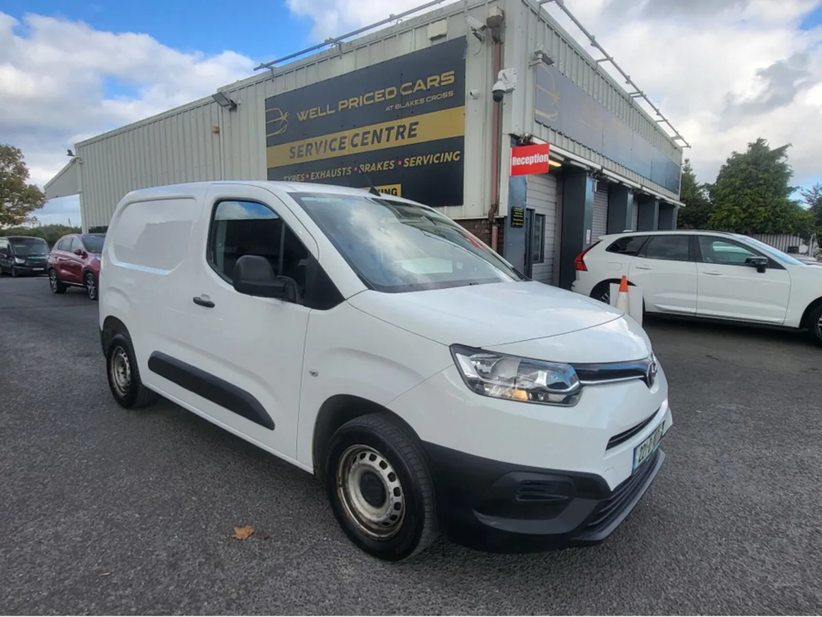 Toyota Proace 1.5 GL SWB 3DR - Image 1