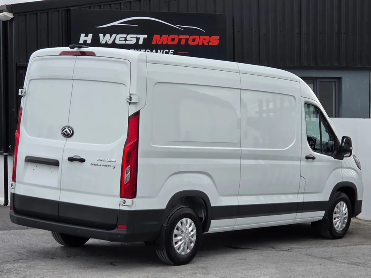 Maxus DELIVER 9 LUX MODEL 5 YEAR WARRANTY - Image 3