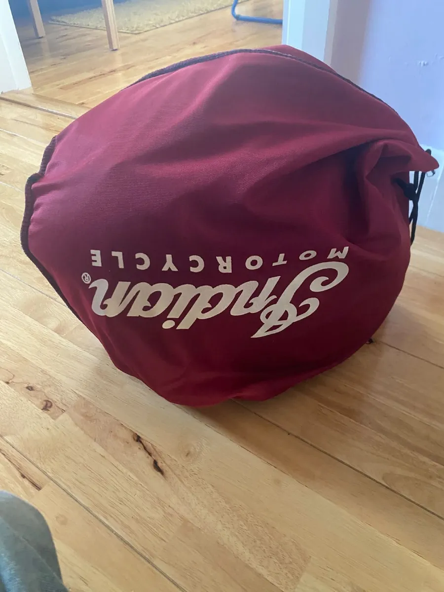 Motorbike helmet - Image 3