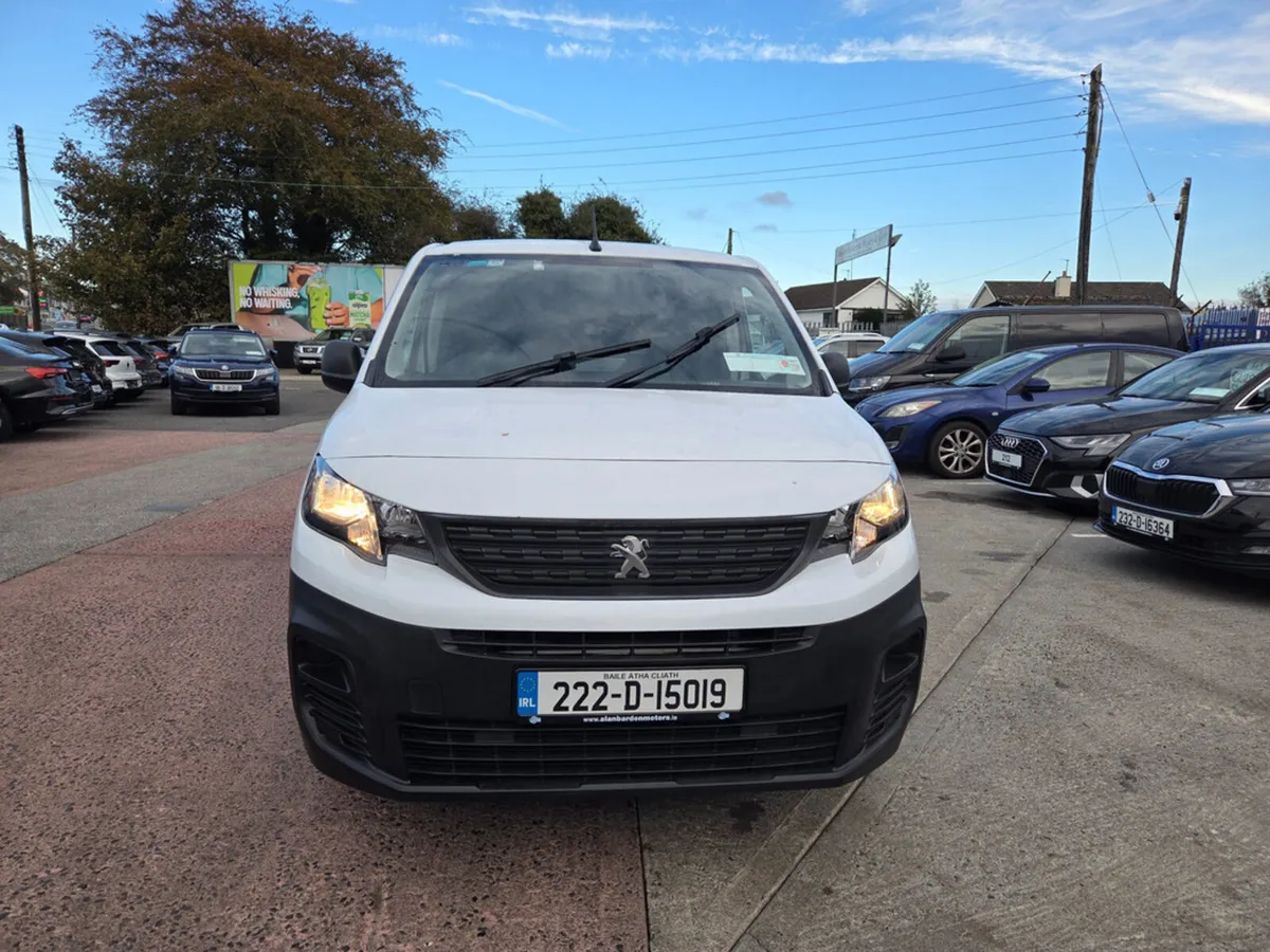 Peugeot Partner Active Plus 1.5 Blue HDI 100 4 - Image 3