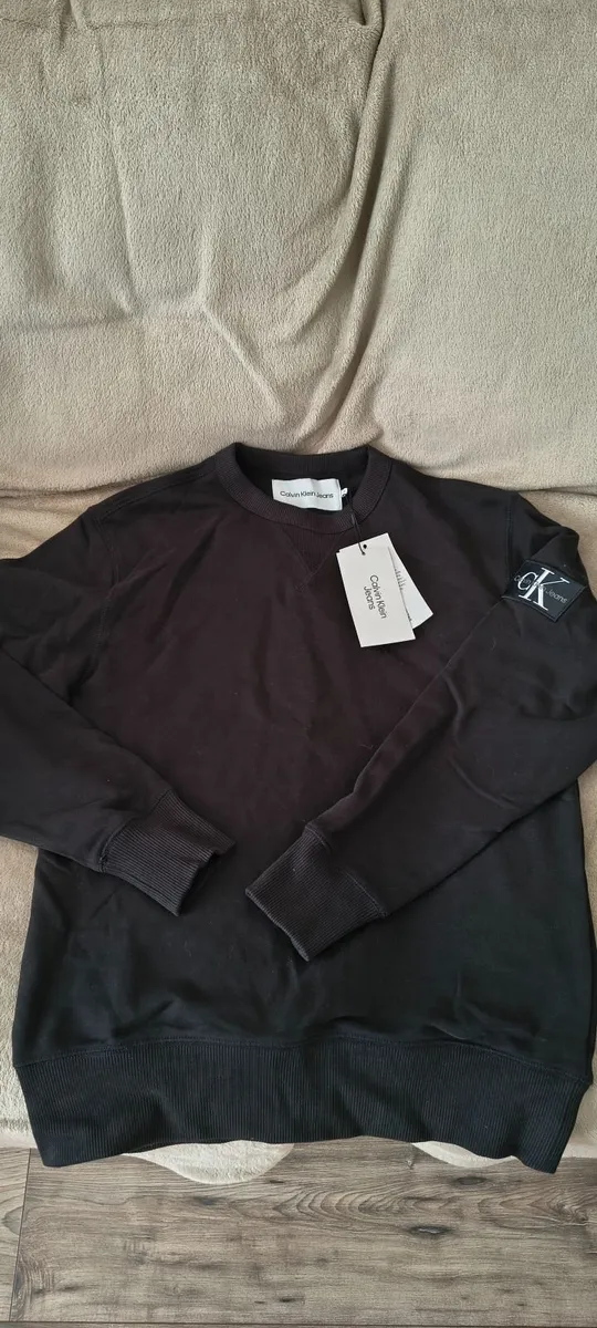 Sweatshirt - Image 1