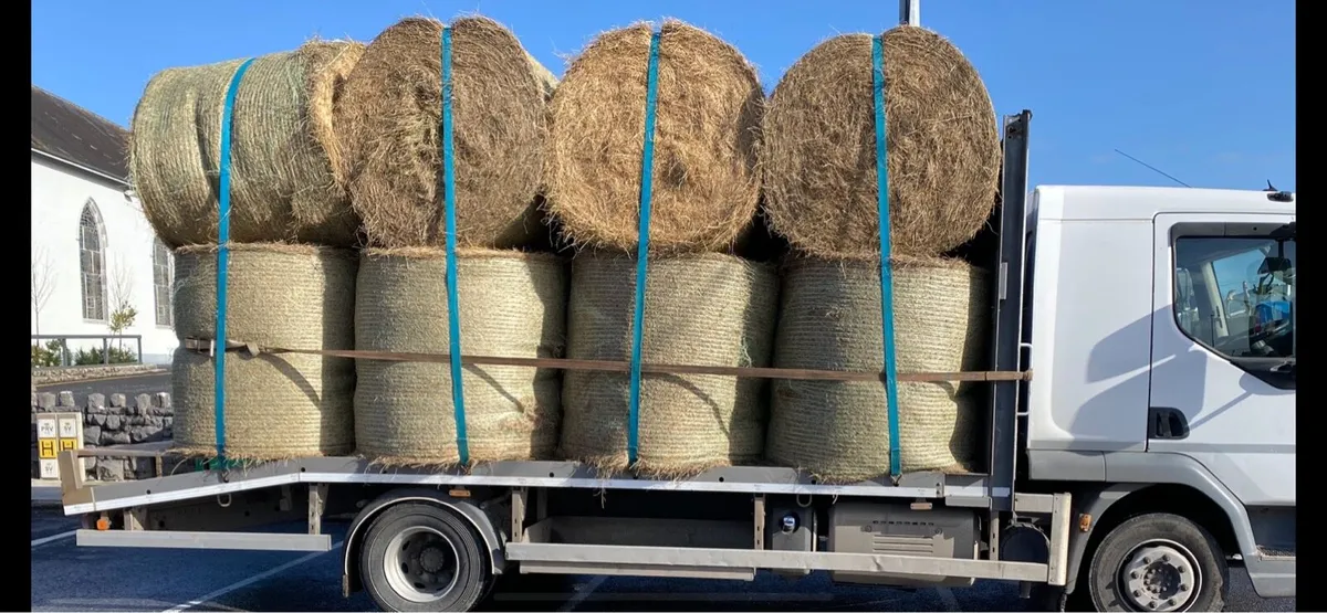 Hay delivered - Image 1