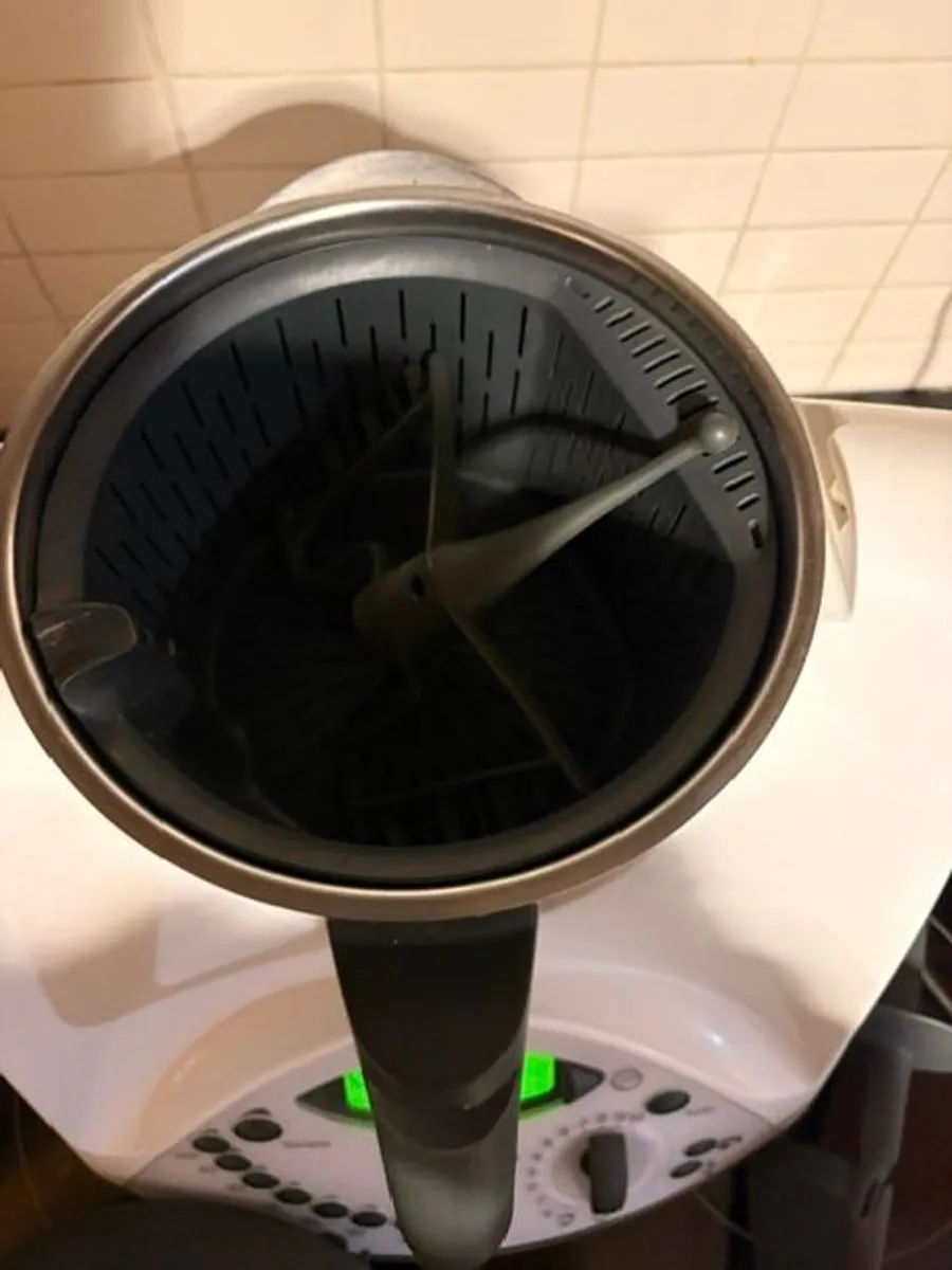 Vorwerk Thermomix TM31 food processor - Image 4