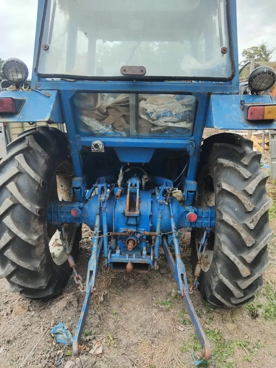 Vintage ford 2910 - Image 1
