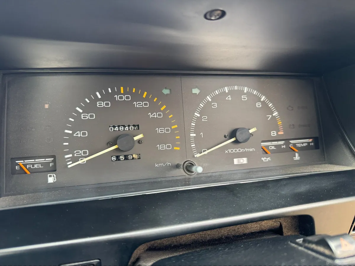 Toyota Corolla Twincam AE86 - Image 2