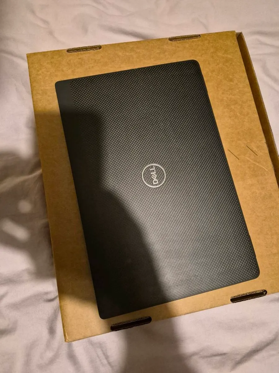 Dell Latitude 7310 - Image 3