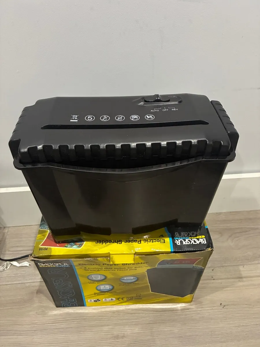 Electric Paper Shredder - Image 1