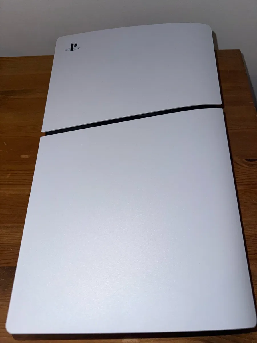 PS5 Digital Edition - Excellent Condition -FW 13.2 - Image 1
