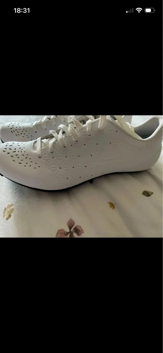 Cycling shoes - Image 3