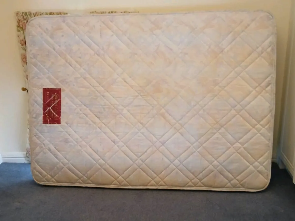 Double bed... Base and matching Mattress - Image 4
