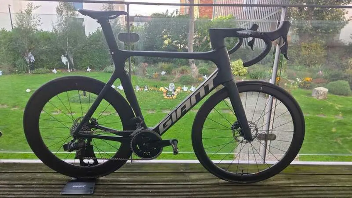 Giant Propel Advanced Pro 1 - Large, AXS, Power Meter - Image 1