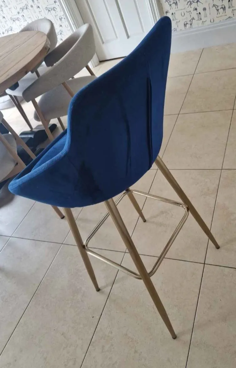 Bar stools - Image 2