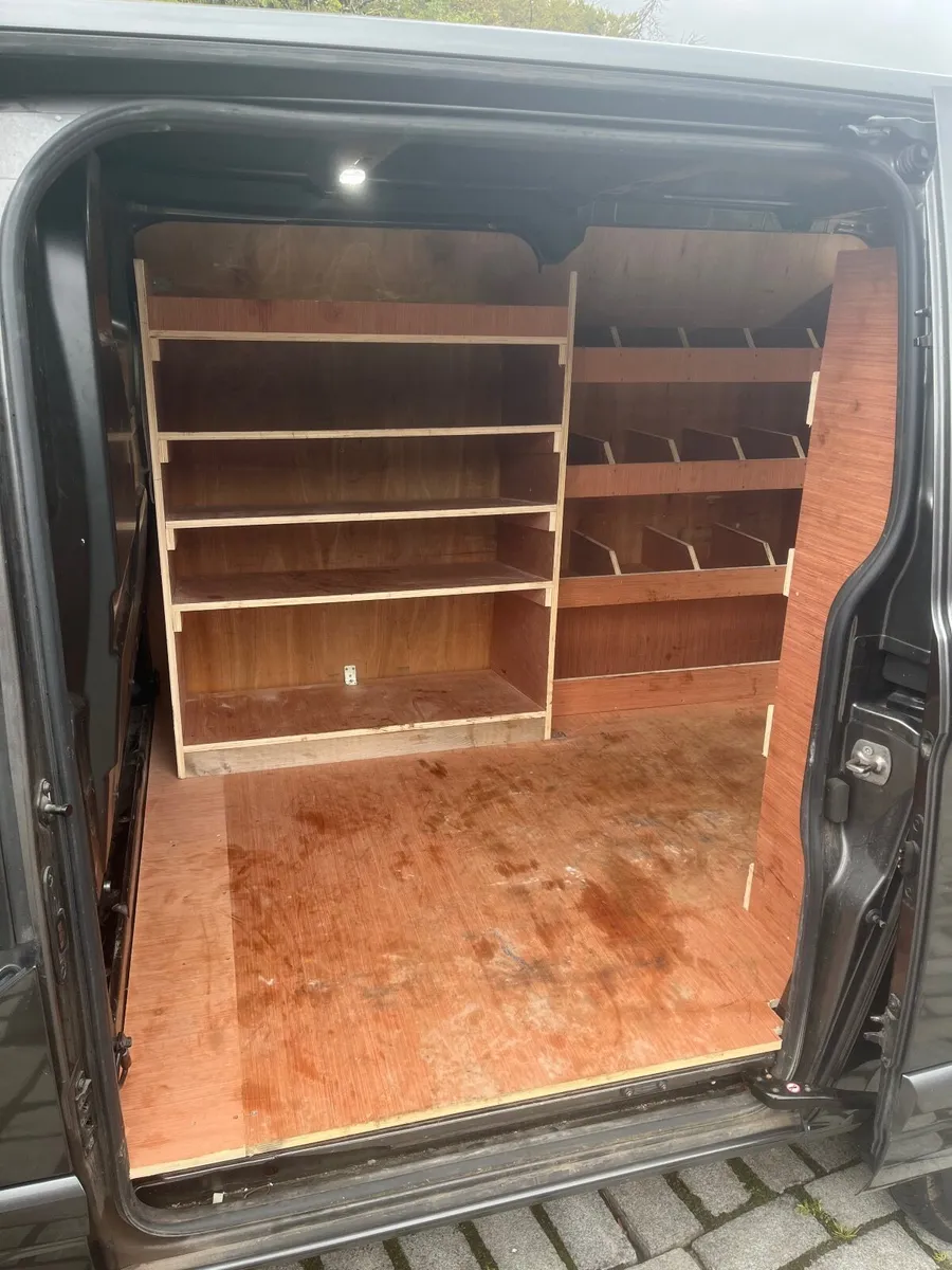 Ford Transit Custom 2021 - Image 3