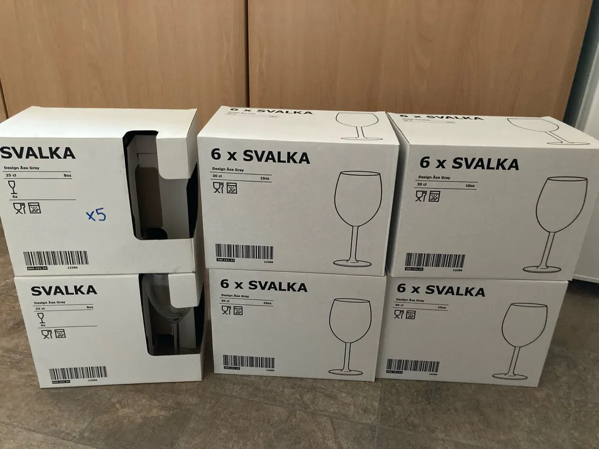 Wine glasses - Image 1