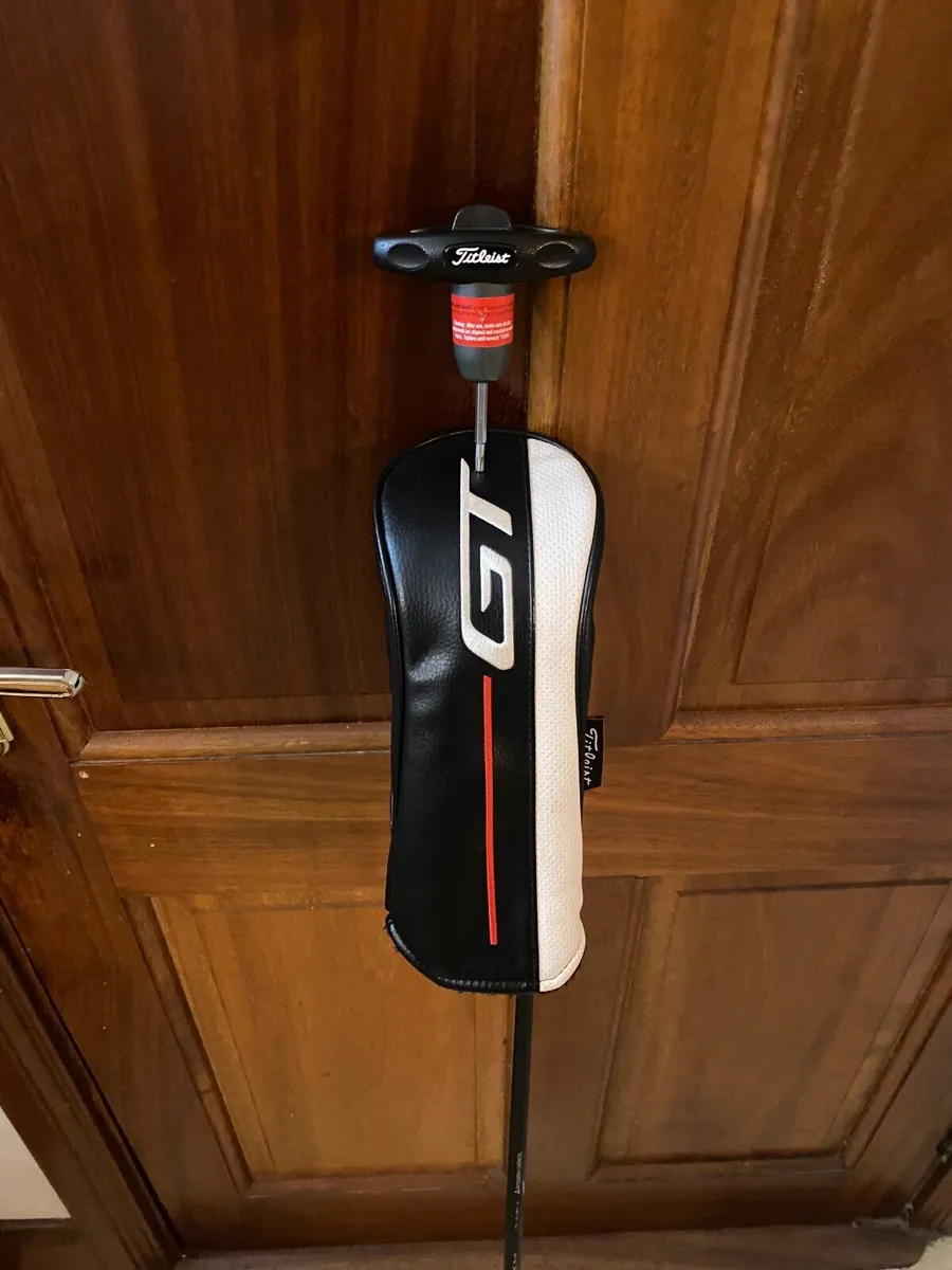 Titleist GT 3 Three Wood 15 Degree loft Tour Shaft - Image 1