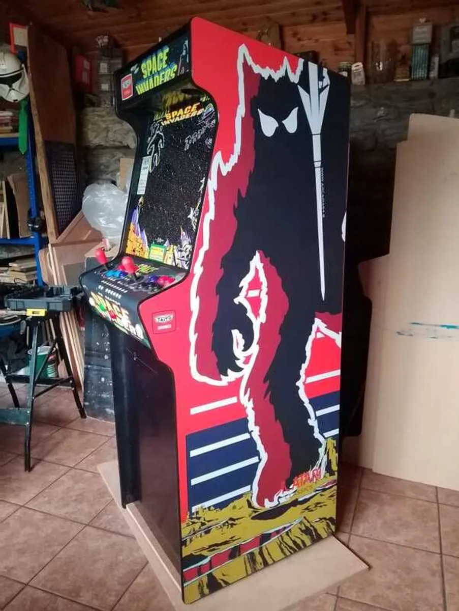 Arcade Cabinet - Image 4