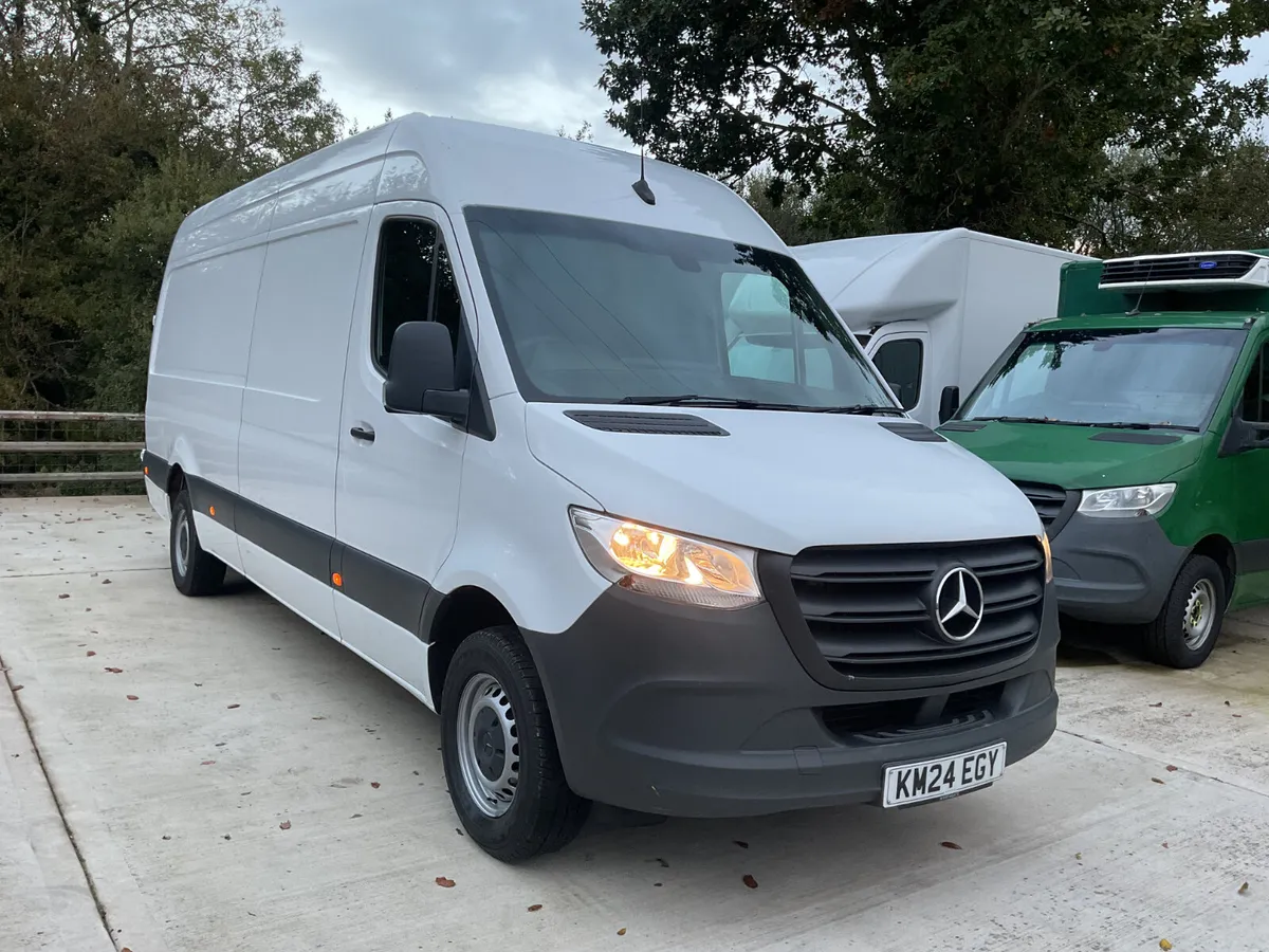 2024 Mercedes Sprinter Lwb - Image 2