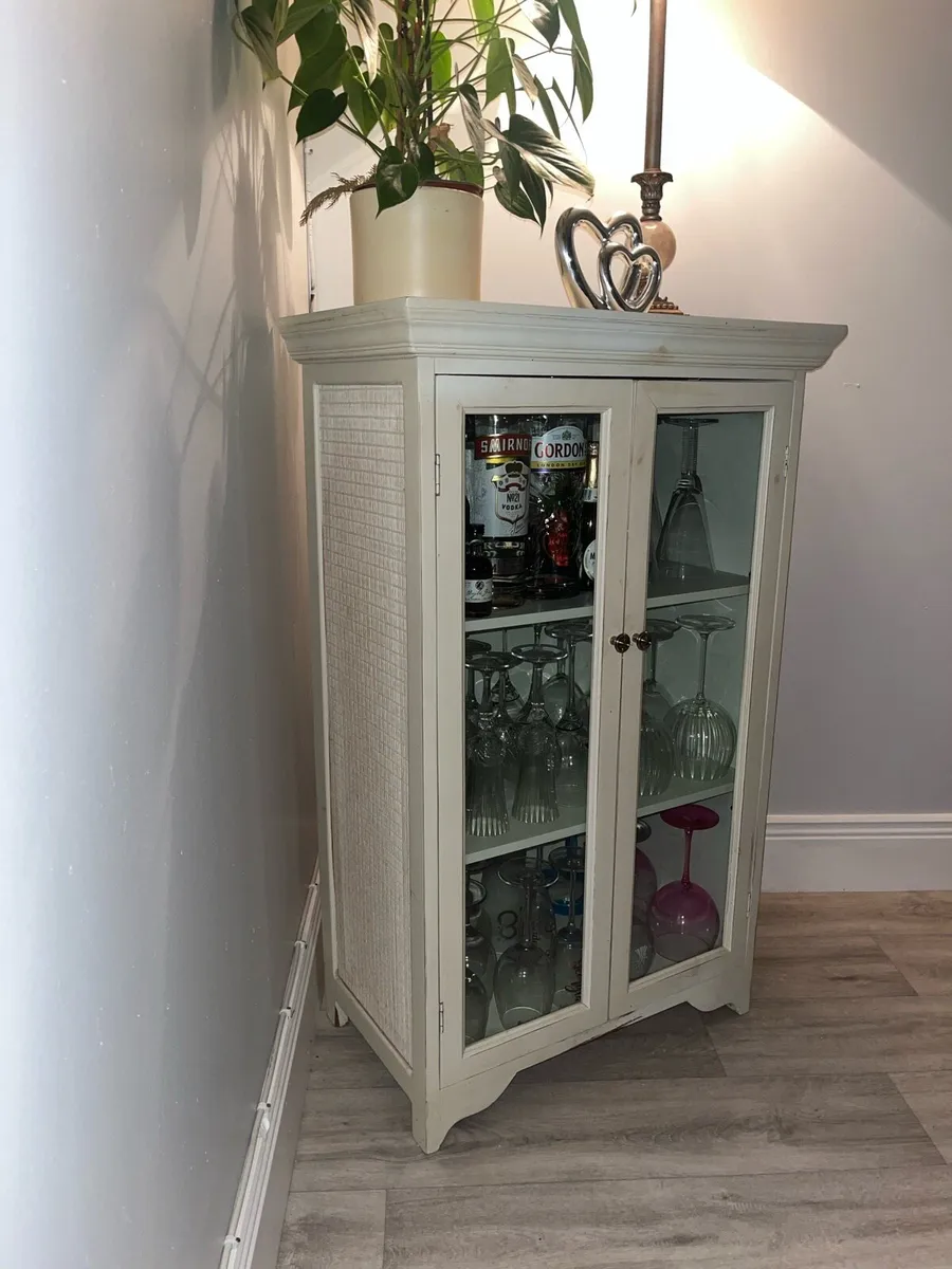 Glass door cabinet - Image 1