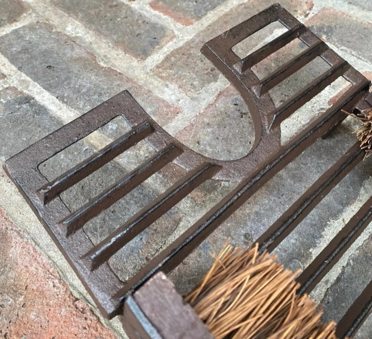 Cast Iron Boot Jack Brush Scraper Remover NEW - Image 4