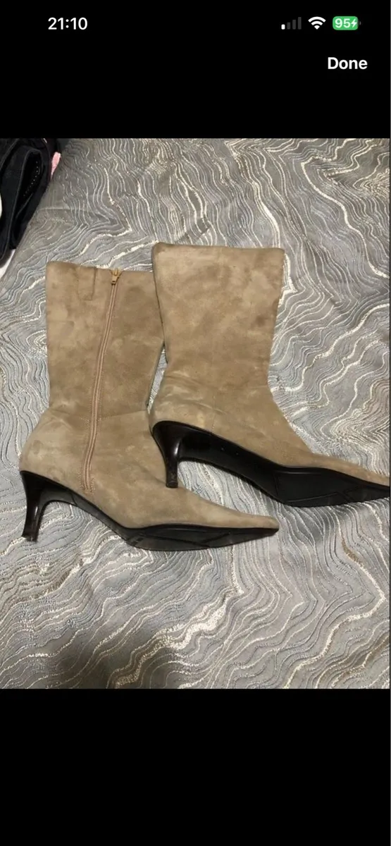 Ladies Nine West boots size 5 €15 - Image 1