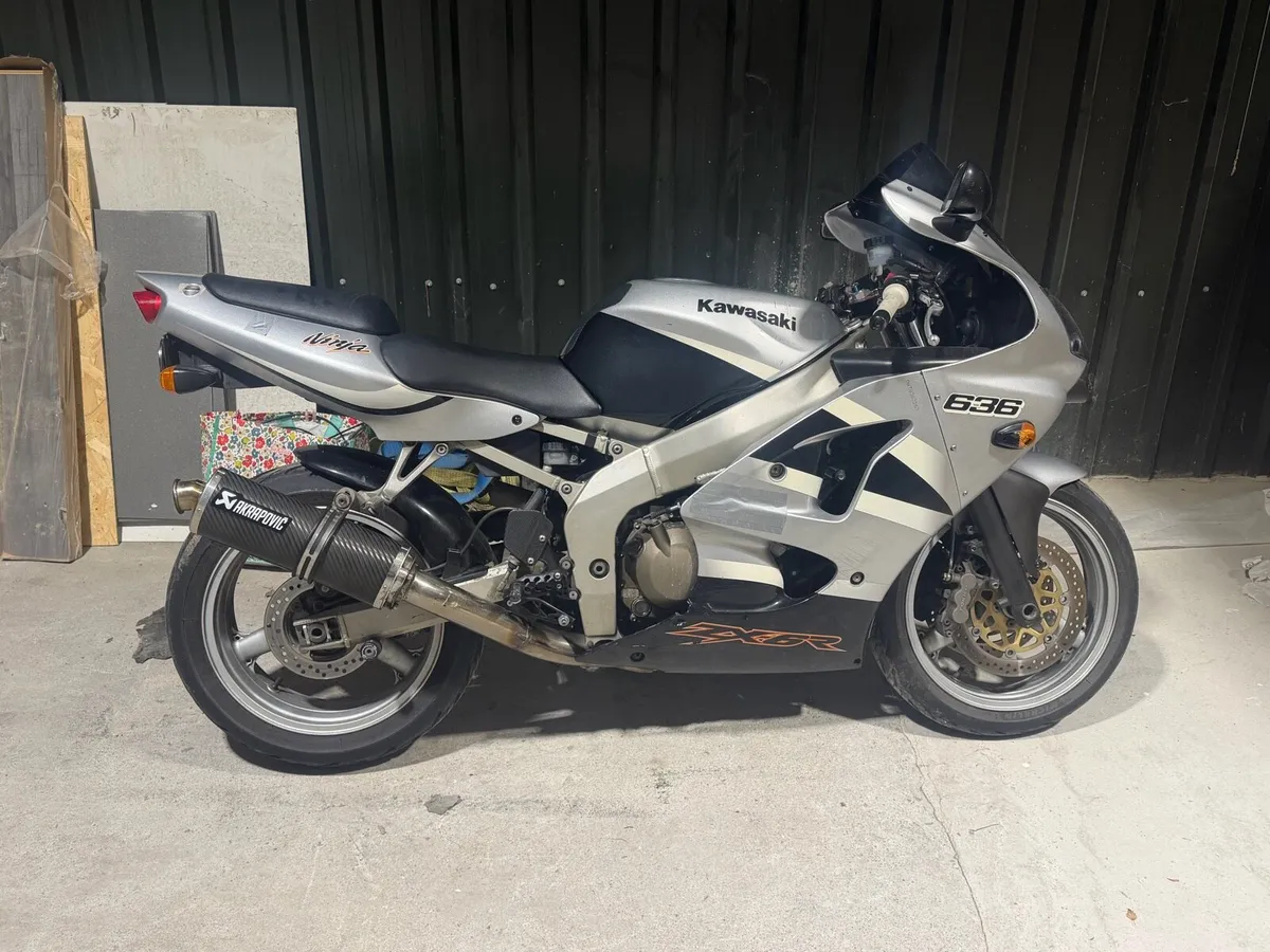 Kawasaki ZX6R 636 - Image 2