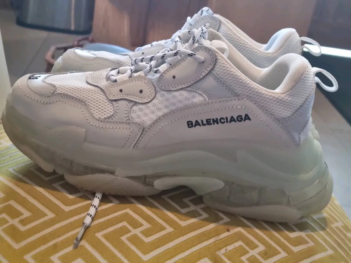 BALENCIAGA FOOTWEAR - Image 2