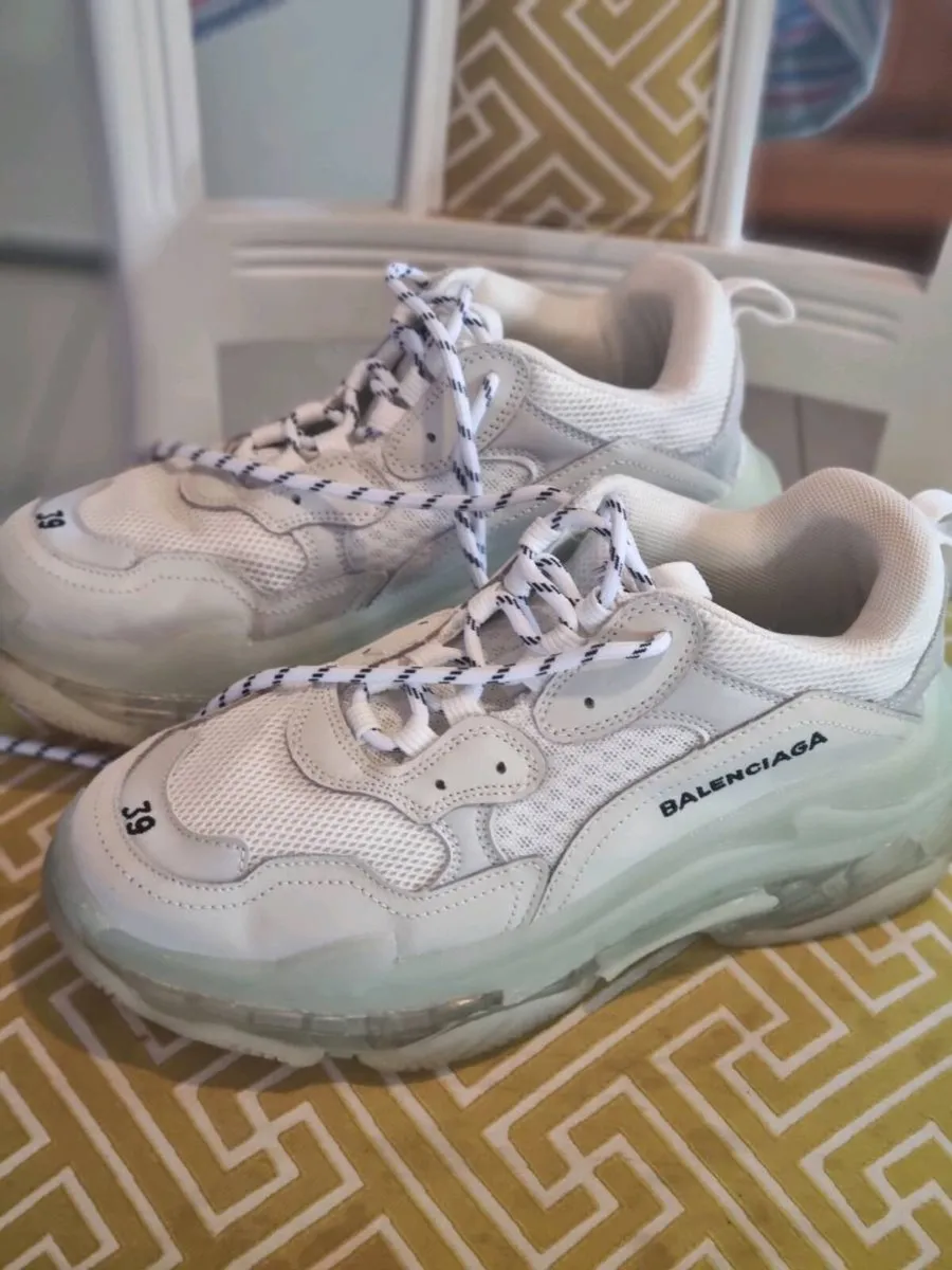 BALENCIAGA FOOTWEAR - Image 3