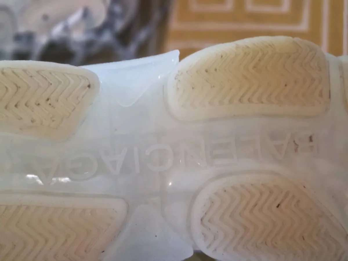 BALENCIAGA FOOTWEAR - Image 4