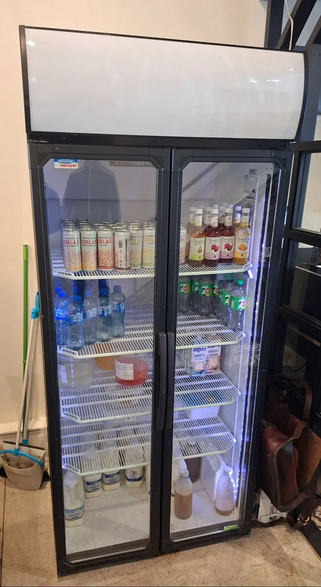 Commercial drink fridge - Image 1