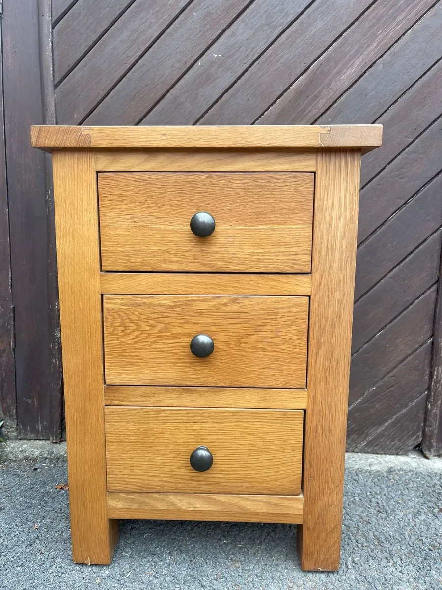Oak locker