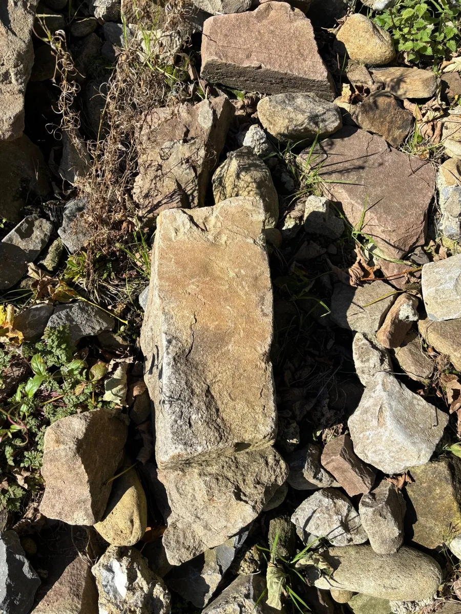 Building stone. - Image 4