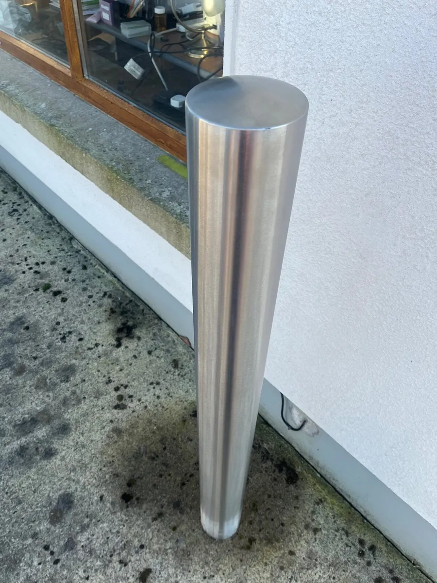 Stainless steel bollards - Image 2