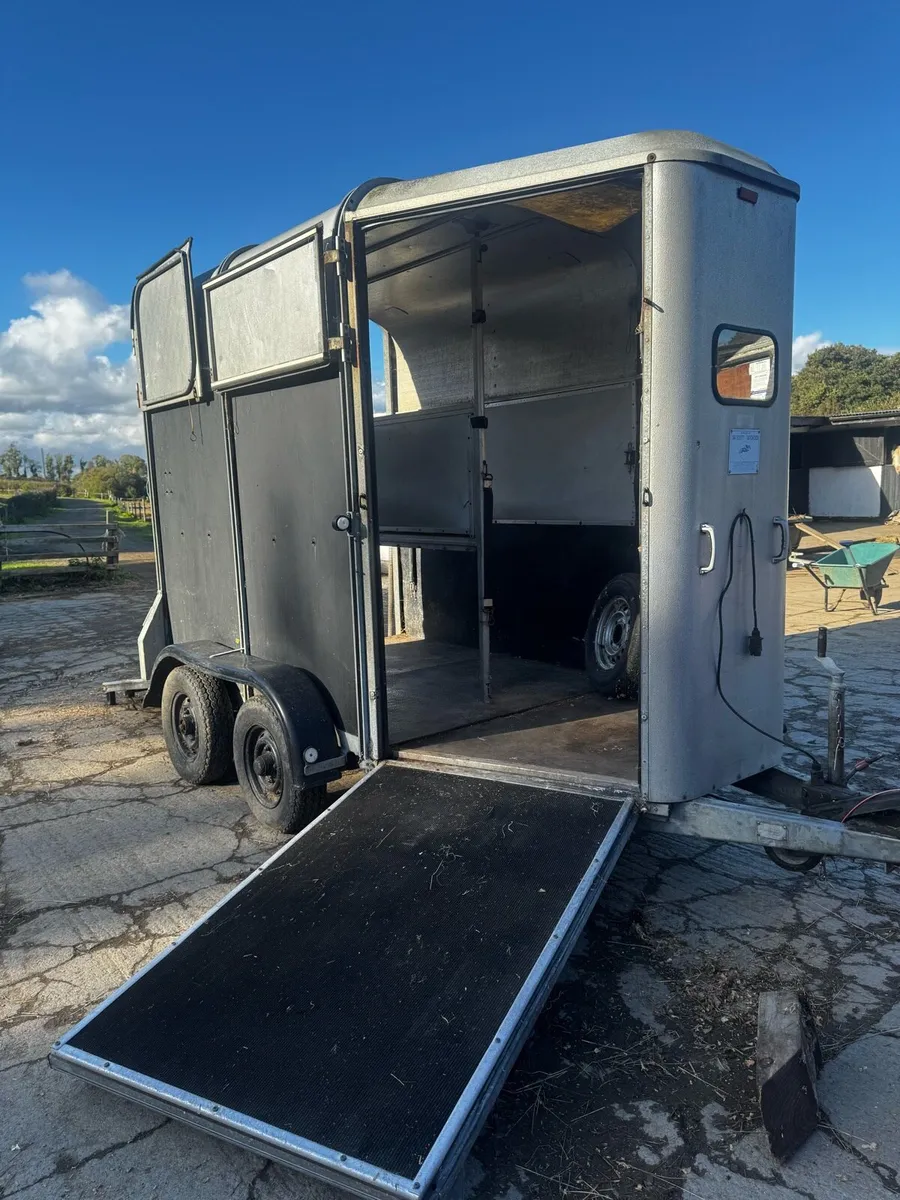 Ifor Williams 505 Horse Trailer - Image 2