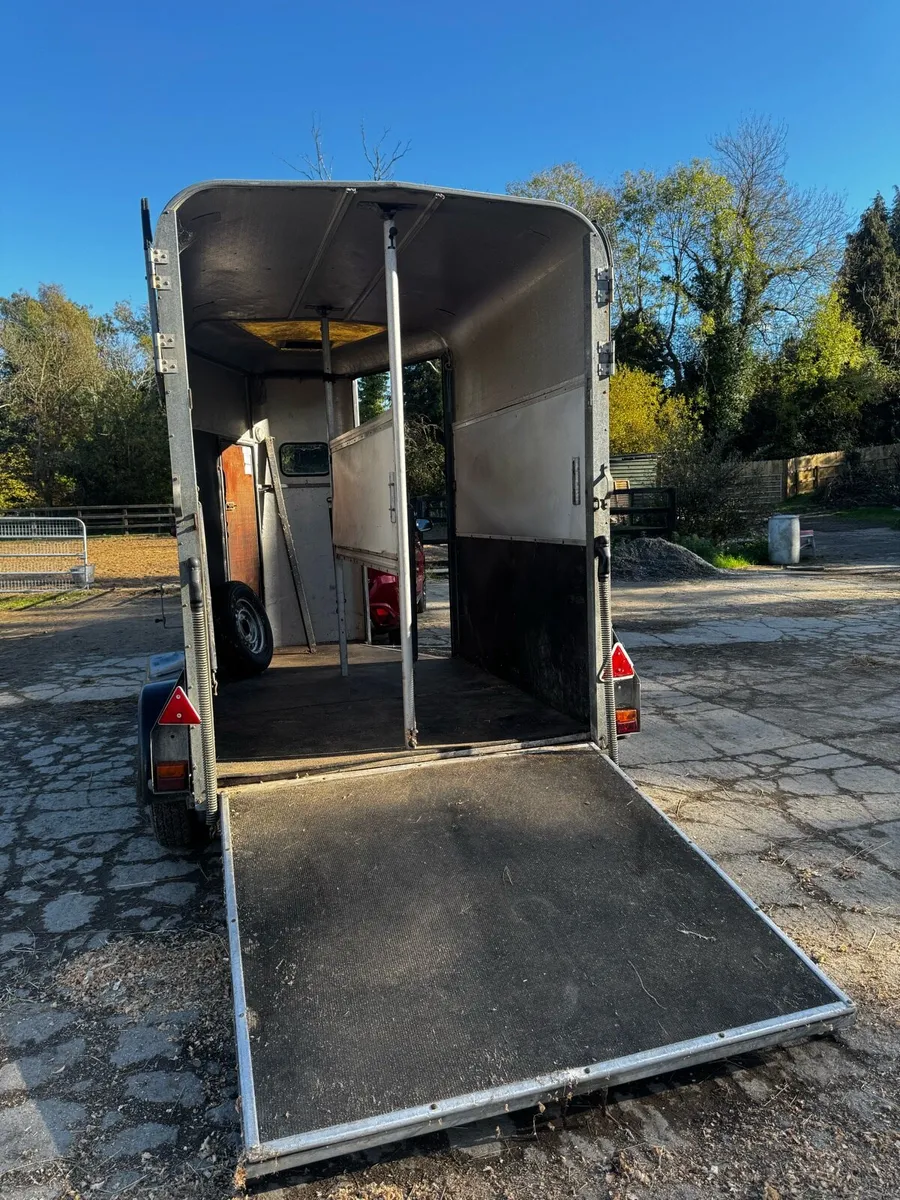 Ifor Williams 505 Horse Trailer - Image 3