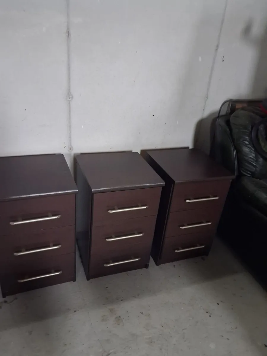 Lockers - Image 2