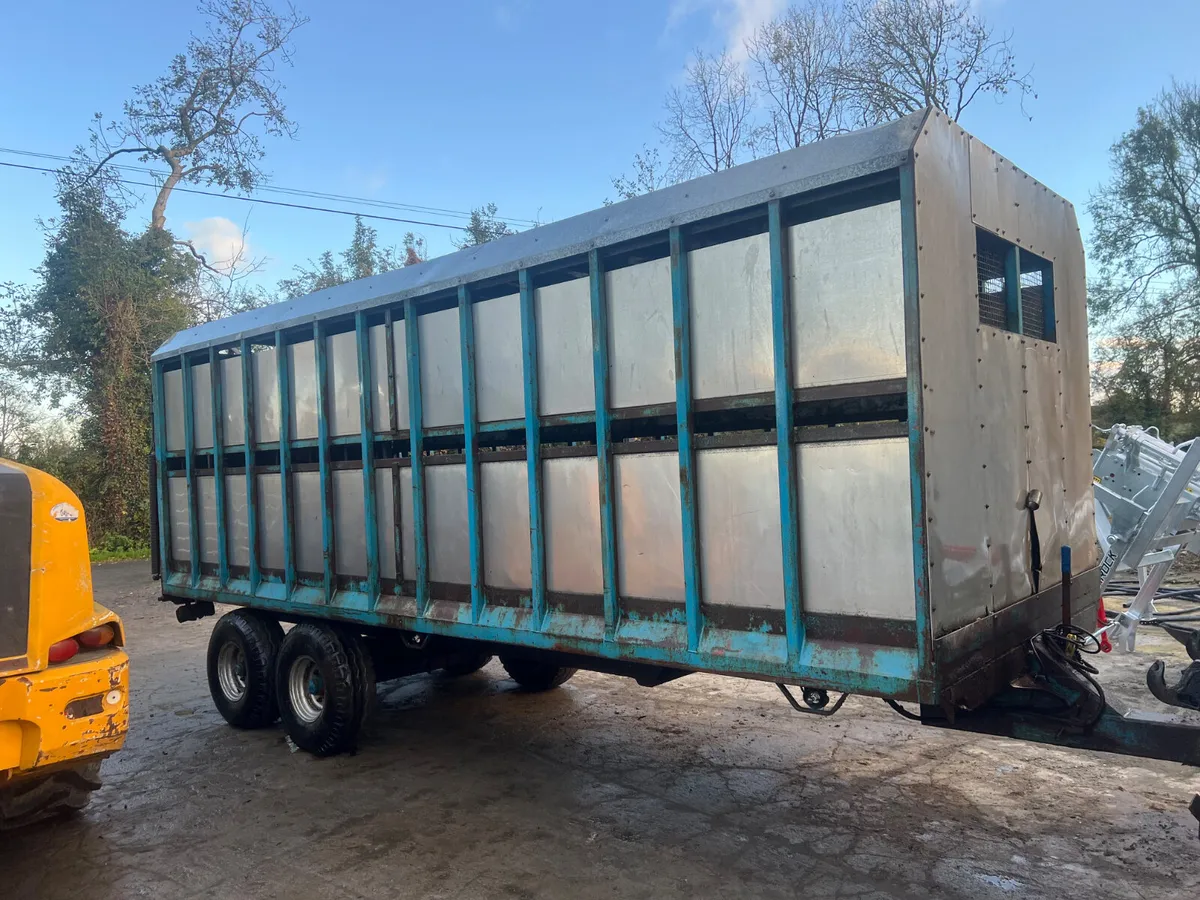 20 ft Cattle Trailer - Image 1