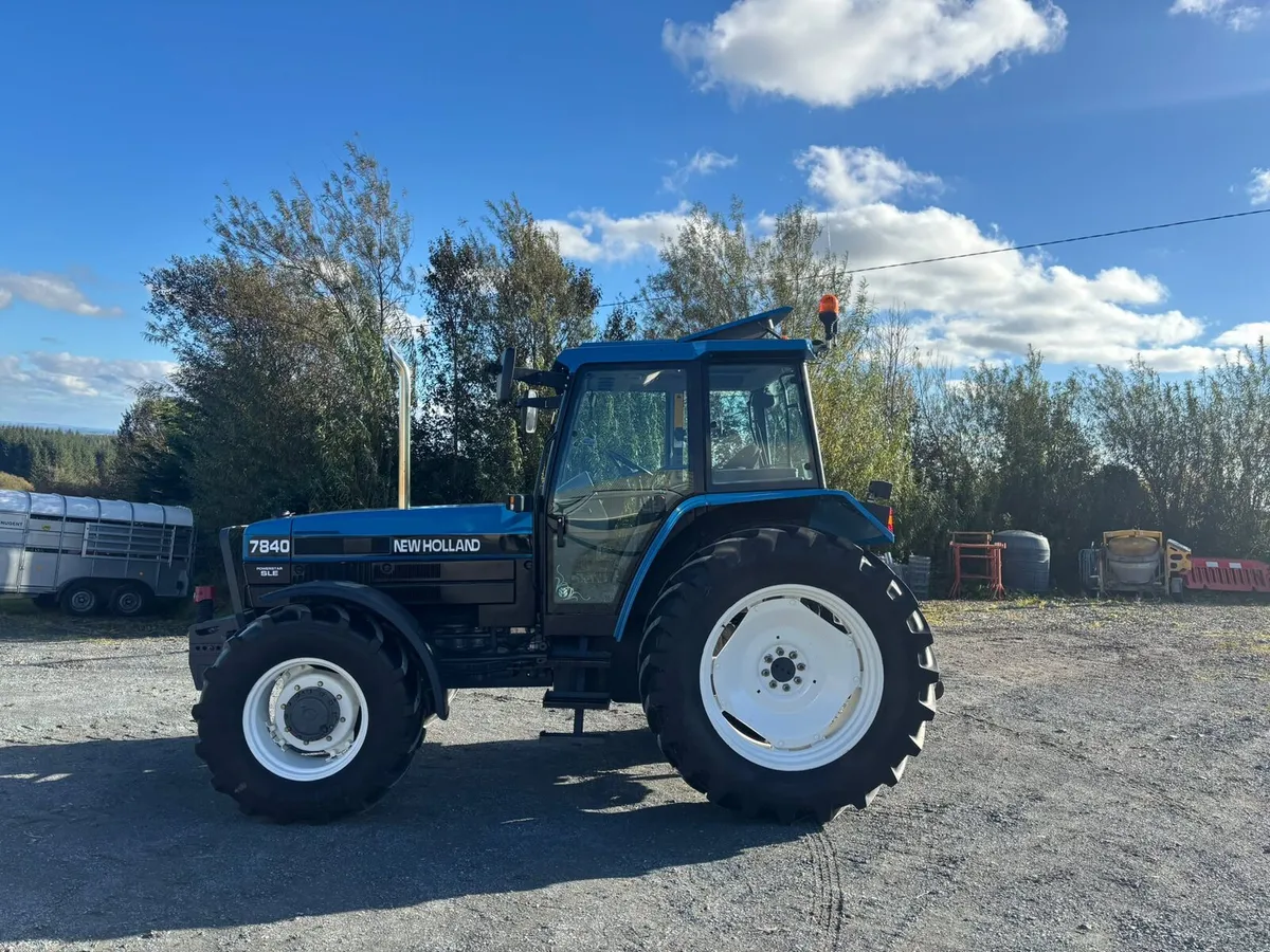 New Holland 7840 - Image 2