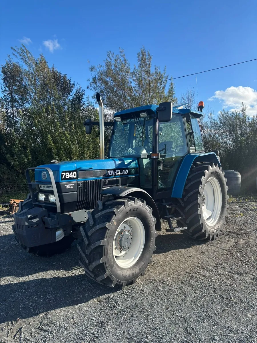New Holland 7840 - Image 1